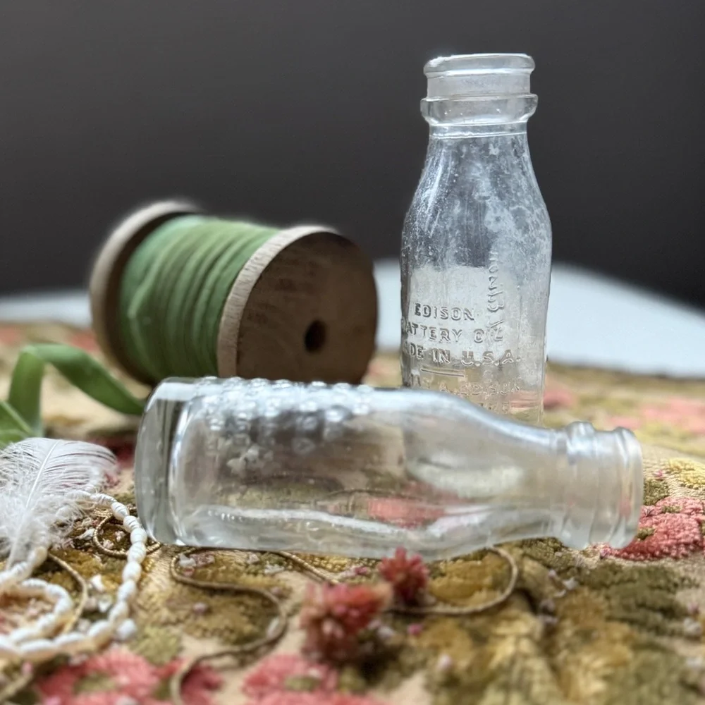 Antique Edison Battery Oil Apothecary Glass Jar